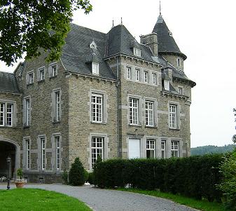 Das grosse Schloss von Blier für Gruppen bis 48 Personen
